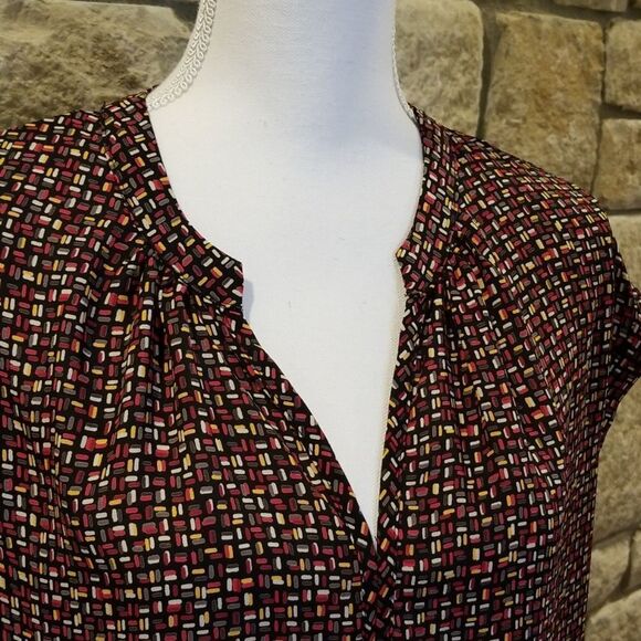 Pleione Blouse Size Medium Black Printed Short Sleeve - Picture 2 of 6